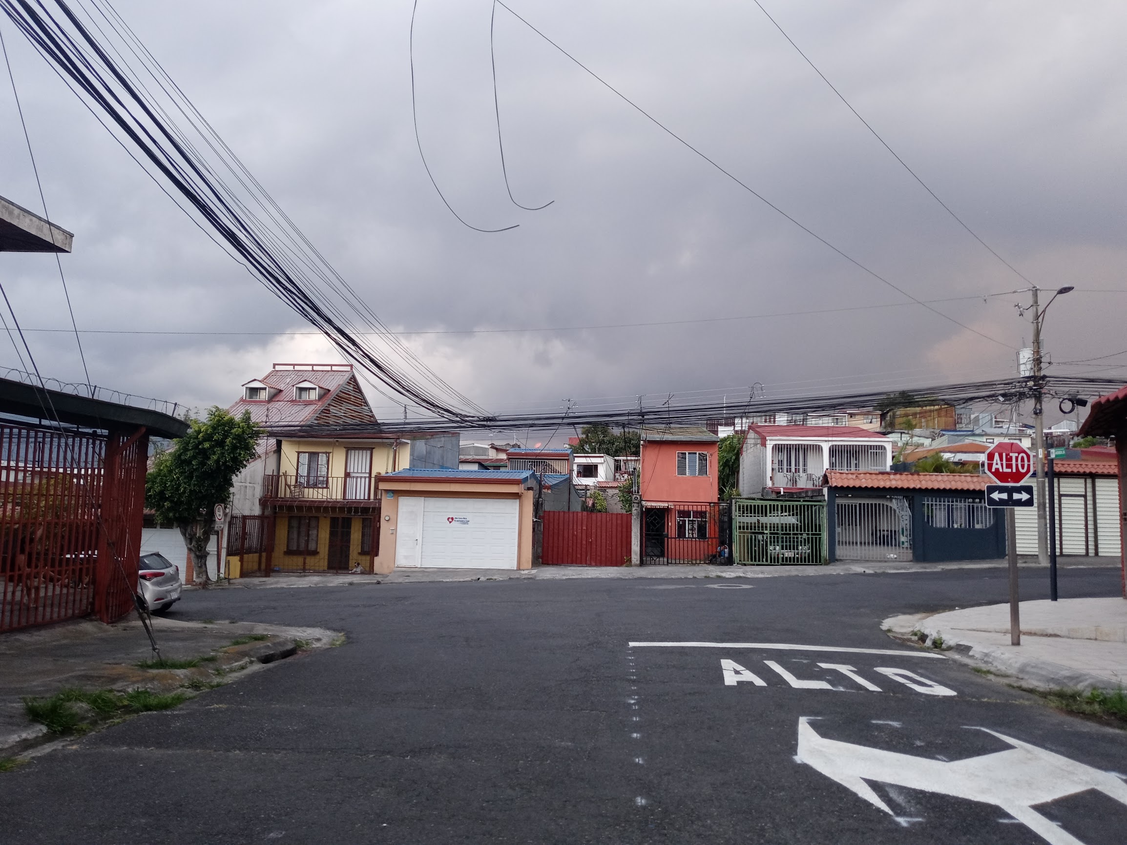 Navigating Costa Rica (Local Travel Tips Part I)